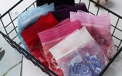 非洲大猪和非洲女人配